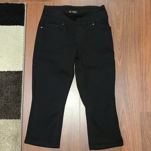 Lee capri pants